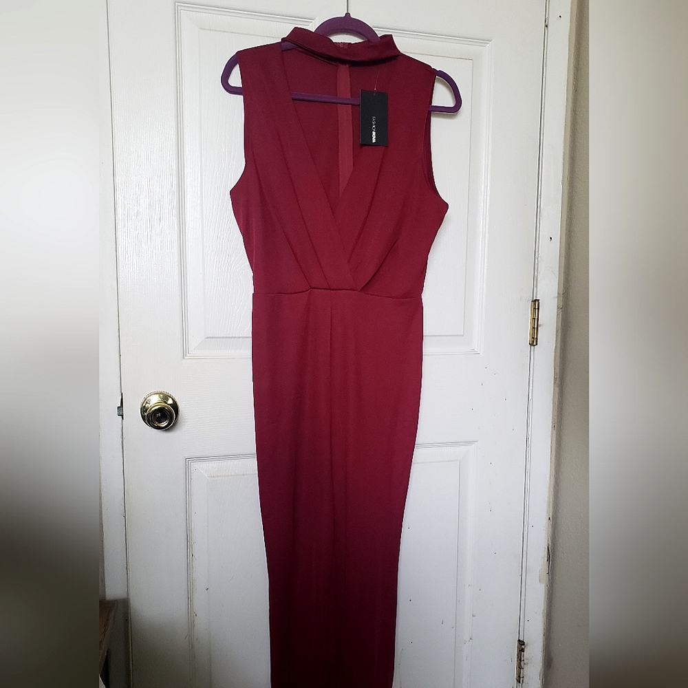 Sleevless Jumpsuit Burgundy FashionNova